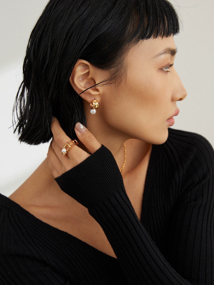 Simsmore minimalist French series S925 pure silver pearl minimalist C-shaped retro niche design earrings