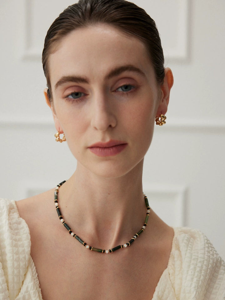 Simsmore green bead necklace for women's new style with a niche design and versatile collarbone chain