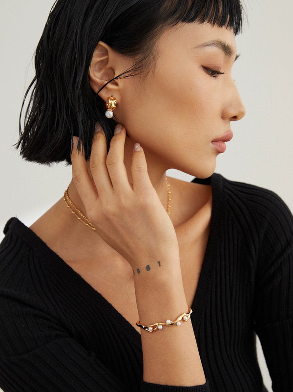 Simsmore minimalist French series S925 pure silver pearl minimalist C-shaped retro niche design earrings